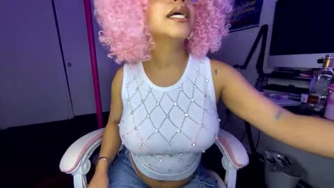 xStarGazingx online show from March 6, 2026, 6:10 am