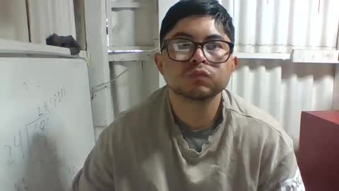 Snapshot of xstudiobog_90 chatting on March 6, 2025, 4:07 pm xstudiobog_90 online show from March 6, 2025, 4:07 pm