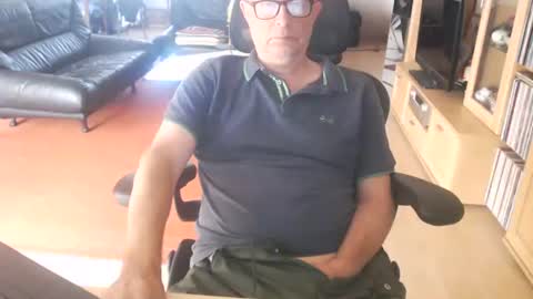 Snapshot of xtommix69 chatting on July 28, 2026, 7:48 am xtommix69 online show from July 28, 2026, 7:48 am
