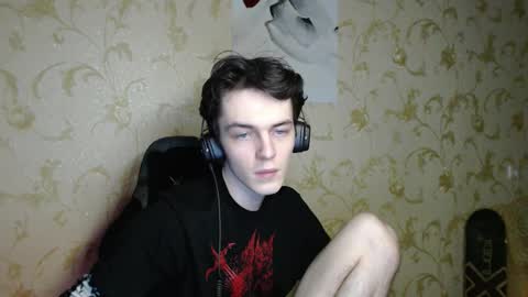 traqqq online show from March 18, 2026, 10:13 pm