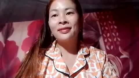 Snapshot of xuxulove00 chatting on September 22, 2025, 12:56 am xuxulove00 online show from September 22, 2025, 12:56 am