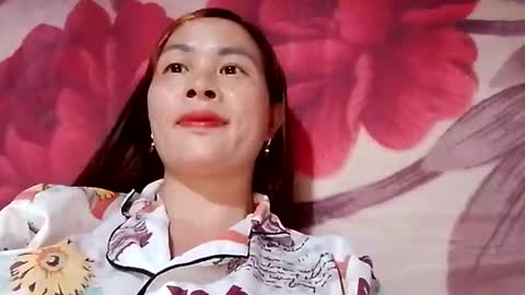 Snapshot of xuxulove00 chatting on October 15, 2025, 4:23 am xuxulove00 online show from October 15, 2025, 4:23 am