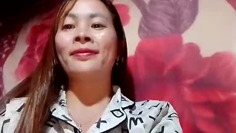 Snapshot of xuxulove00 chatting on December 15, 2025, 12:09 pm xuxulove00 online show from December 15, 2025, 12:09 pm