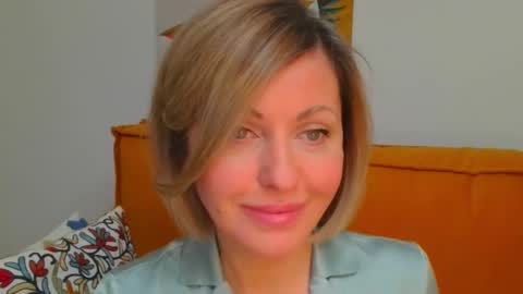 Snapshot of xvaleriax0 chatting on February 1, 2026, 7:23 pm xvaleriax0 online show from February 1, 2026, 7:23 pm