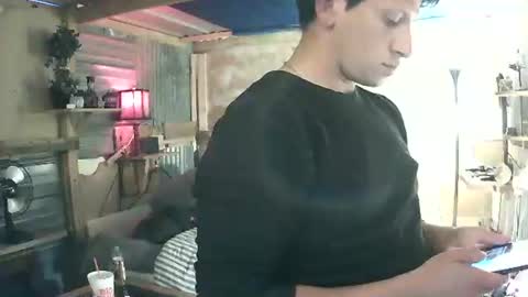 Snapshot of xvatx chatting on December 16, 2025, 6:13 pm xvatx online show from December 16, 2025, 6:13 pm