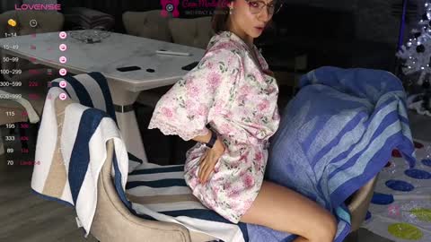 Snapshot of xwithy chatting on December 15, 2024, 2:59 pm FrancyStepmom and YStepson    INTERESTED IN A GIRL-GIRL COLLABORATION  TEXT ME HERE  or INSTAGRAM online show from December 15, 2024, 2:59 pm