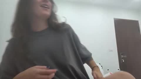 xx_flowprincess_xx online show from April 22, 2026, 3:46 pm