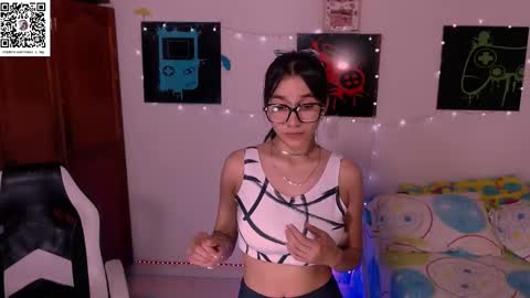 Snapshot of xx_x_mg chatting on February 20, 2025, 7:08 pm Jacky online show from February 20, 2025, 7:08 pm