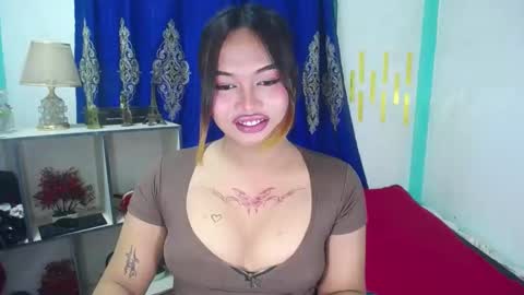 xxapplebabexx online show from March 1, 2025, 3:27 pm