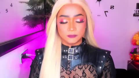 xxasian_goddessxx online show from March 21, 2026, 8:19 am