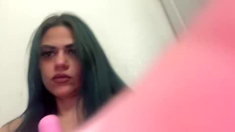 xxaxx57 online show from April 16, 2026, 11:11 am