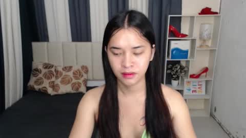 Snapshot of xxbigcockchloexx chatting on November 29, 2025, 9:56 am CHLOES ROOM online show from November 29, 2025, 9:56 am