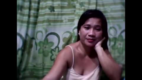 xxchuchuxx online show from February 3, 2025, 7:52 pm