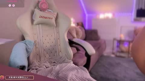 Snapshot of xxfairyxgiiirlxx chatting on December 5, 2025, 6:33 am xxfairyxgiiirlxx online show from December 5, 2025, 6:33 am