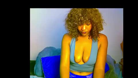 xxfleurlove online show from November 19, 2025, 8:14 am