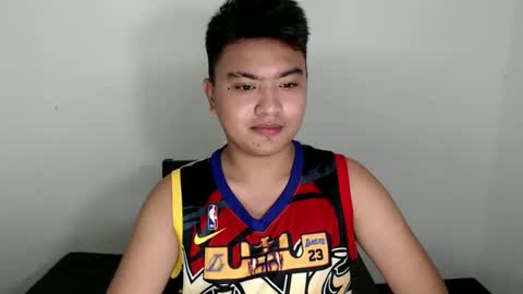 Loyd online show from December 26, 2024, 6:01 pm