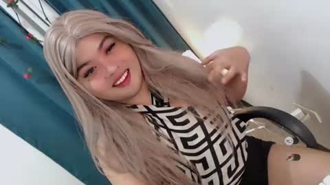 Loyd online show from June 23, 2026, 1:47 am