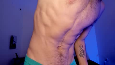 Snapshot of xxhoty0ung_boysxx chatting on February 6, 2026, 7:17 pm David and Mike online show from February 6, 2026, 7:17 pm