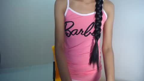 Snapshot of xxkayjeanxx chatting on November 23, 2025, 9:31 am Aya online show from November 23, 2025, 9:31 am