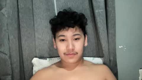 Snapshot of xxkelly0125xx chatting on November 8, 2025, 7:23 pm John online show from November 8, 2025, 7:23 pm