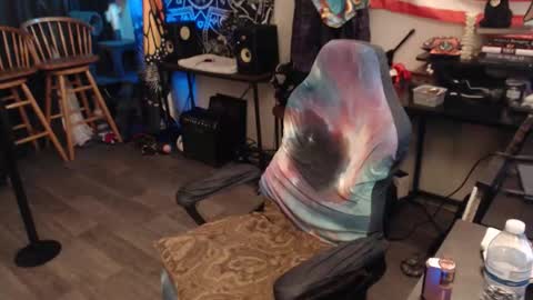 Lilith online show from November 5, 2025, 3:17 am