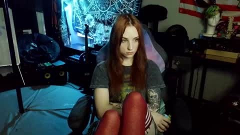 Snapshot of xxlilithmoonxx chatting on April 23, 2026, 2:02 am Lilith online show from April 23, 2026, 2:02 am