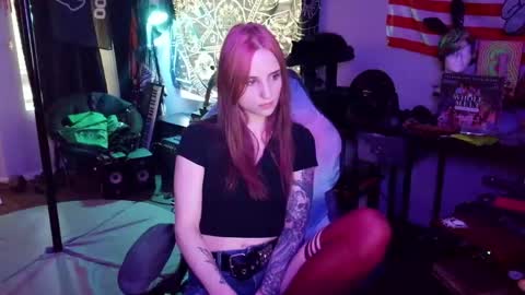 Snapshot of xxlilithmoonxx chatting on May 19, 2026, 12:49 am Lilith online show from May 19, 2026, 12:49 am