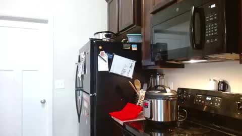 Snapshot of xxlittlemiss95xx chatting on December 10, 2024, 2:50 pm Natalie Jade online show from December 10, 2024, 2:50 pm