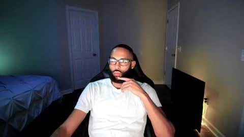 Snapshot of xxlrollingpapers chatting on September 17, 2025, 12:12 am xxlrollingpapers online show from September 17, 2025, 12:12 am