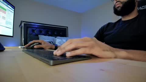 Snapshot of xxlrollingpapers chatting on September 24, 2025, 10:57 pm xxlrollingpapers online show from September 24, 2025, 10:57 pm