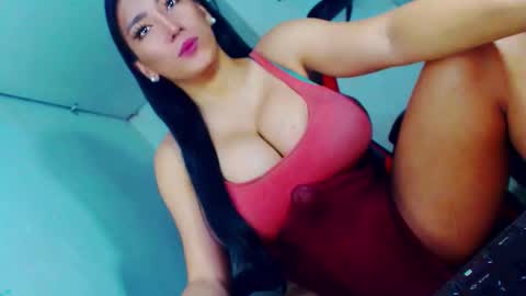 Jasmine online show from December 18, 2025, 9:54 pm