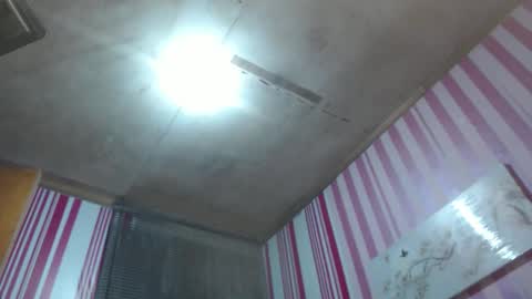 xxrowenatastycockforyouxx online show from February 5, 2026, 2:38 am