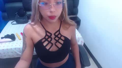 Snapshot of xxsashablondelatinxx chatting on February 21, 2026, 2:18 pm Sasha Blonde online show from February 21, 2026, 2:18 pm