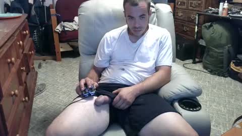 xxScubaStevexx online show from September 24, 2025, 5:27 pm
