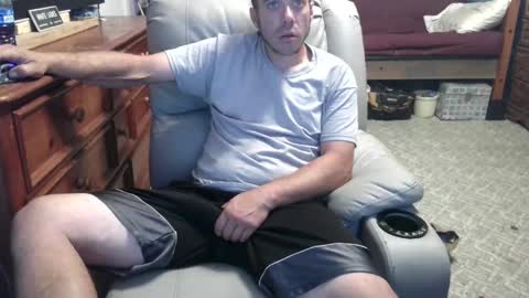 xxScubaStevexx online show from September 30, 2025, 7:13 am