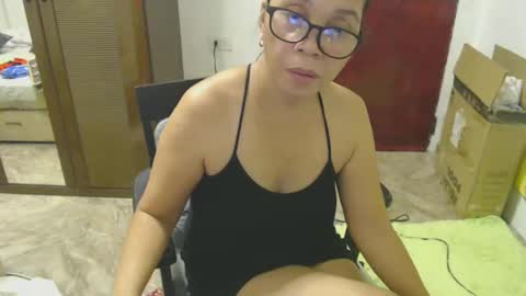 Snapshot of xxsexypinayxx chatting on June 3, 2026, 9:09 pm xxsexypinayxx online show from June 3, 2026, 9:09 pm