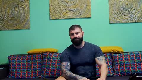 Snapshot of xxtreamleonard chatting on January 8, 2025, 4:44 pm Xtream Leonard online show from January 8, 2025, 4:44 pm