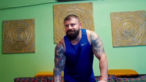 Snapshot of xxtreamleonard chatting on January 31, 2025, 10:52 am Xtream Leonard online show from January 31, 2025, 10:52 am