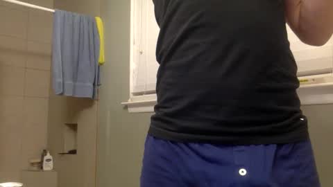 xxx2100 online show from March 28, 2026, 5:40 am