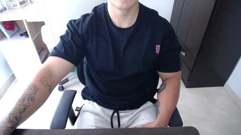 Snapshot of xxx_3d chatting on February 24, 2025, 6:36 pm xxx_3d online show from February 24, 2025, 6:36 pm