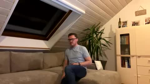 Alex online show from March 26, 2026, 7:19 pm