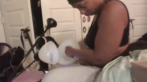 Snapshot of xxxdanidoomsdayxxx chatting on March 8, 2025, 11:39 pm Danielle online show from March 8, 2025, 11:39 pm