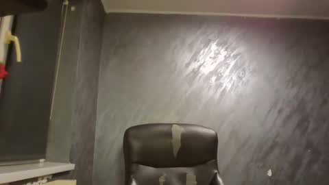 xxxdonpuiuuxxx online show from January 19, 2025, 6:53 pm