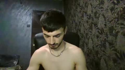 xxxdonpuiuuxxx online show from February 14, 2025, 4:41 pm