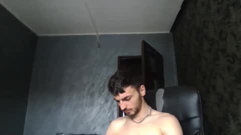 xxxdonpuiuuxxx online show from February 15, 2025, 2:00 pm