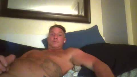 Snapshot of xxxelentdick chatting on April 21, 2026, 6:31 am deeeeznutz online show from April 21, 2026, 6:31 am