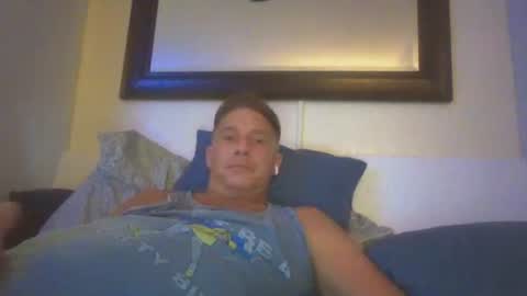 Snapshot of xxxelentdick chatting on April 22, 2026, 7:44 am deeeeznutz online show from April 22, 2026, 7:44 am