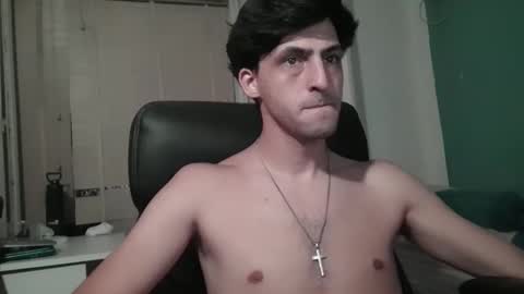 xxxfacu online show from January 14, 2025, 2:40 am