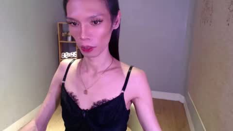 Snapshot of xxxfuckgirlyumsxxx chatting on March 6, 2025, 6:05 pm Your Princess Yums online show from March 6, 2025, 6:05 pm
