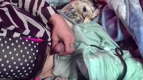 Snapshot of xxxgarterfreekxx chatting on March 4, 2025, 12:22 pm Silky Lingerie grrl online show from March 4, 2025, 12:22 pm